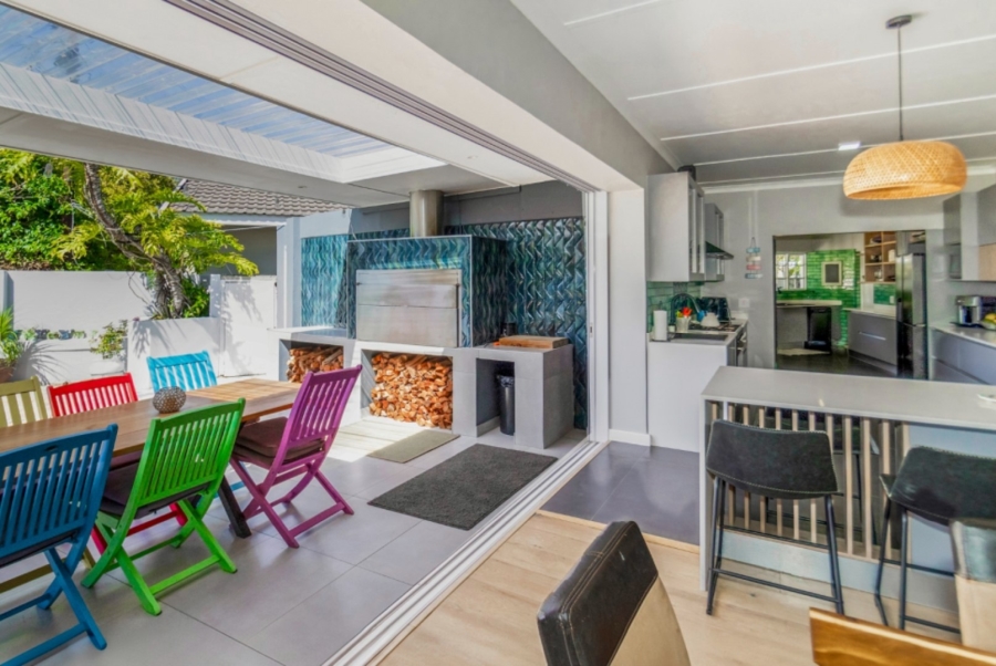 4 Bedroom Property for Sale in Leisure Isle Western Cape